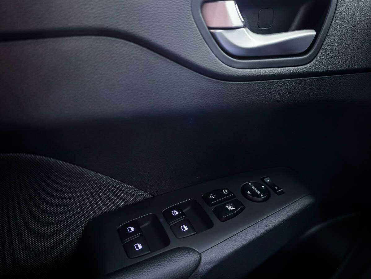 Hyundai Solaris б/у, 2018, Механическая. Фото: #15