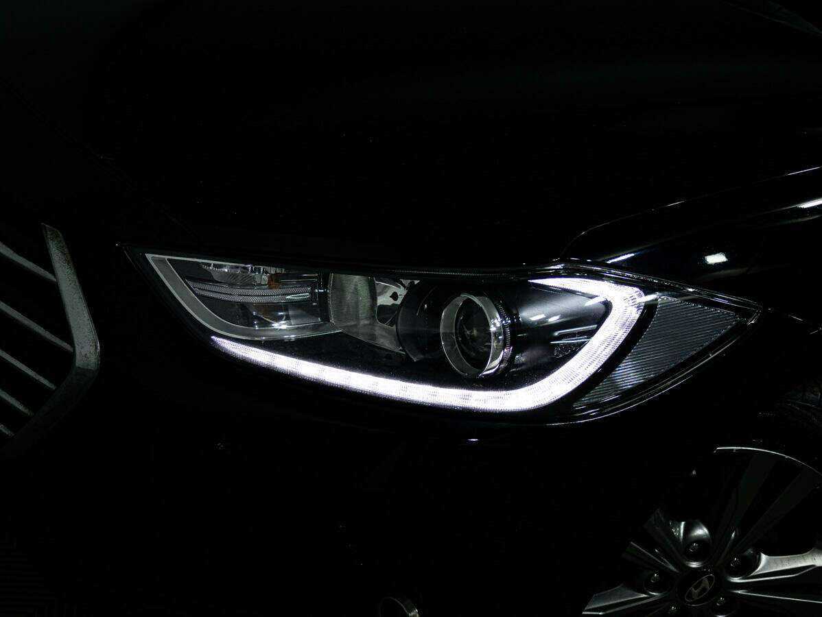 Hyundai Elantra б/у, 2018, Автоматическая. Фото: #18