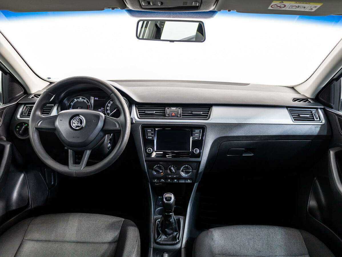 Skoda Rapid б/у, 2018, Механическая. Фото: #8