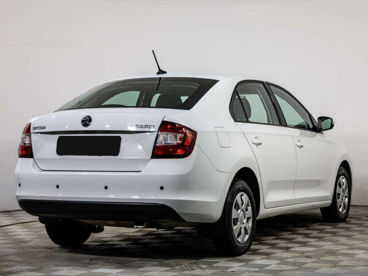 Skoda Rapid б/у, 2017, Механическая. Фото: #3