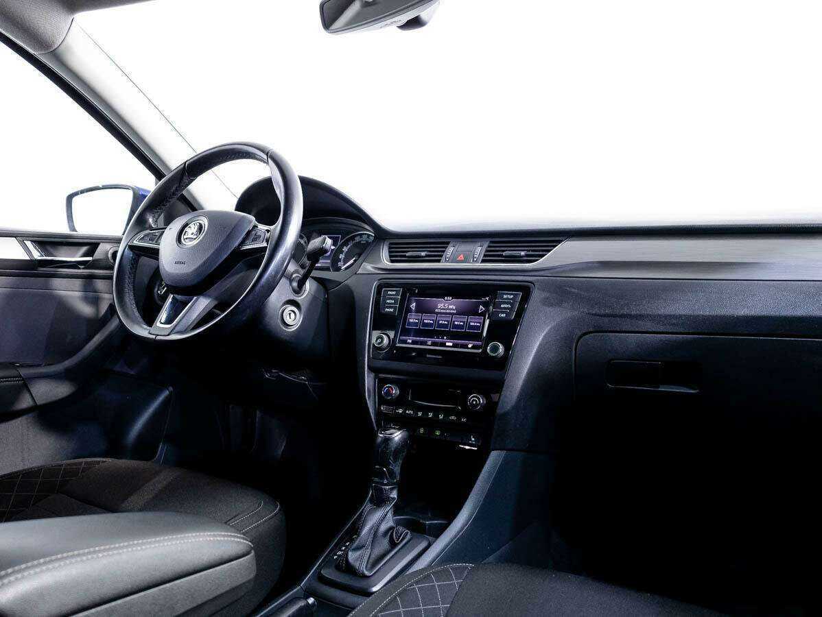 Skoda Rapid б/у, 2017, Роботизированная. Фото: #7