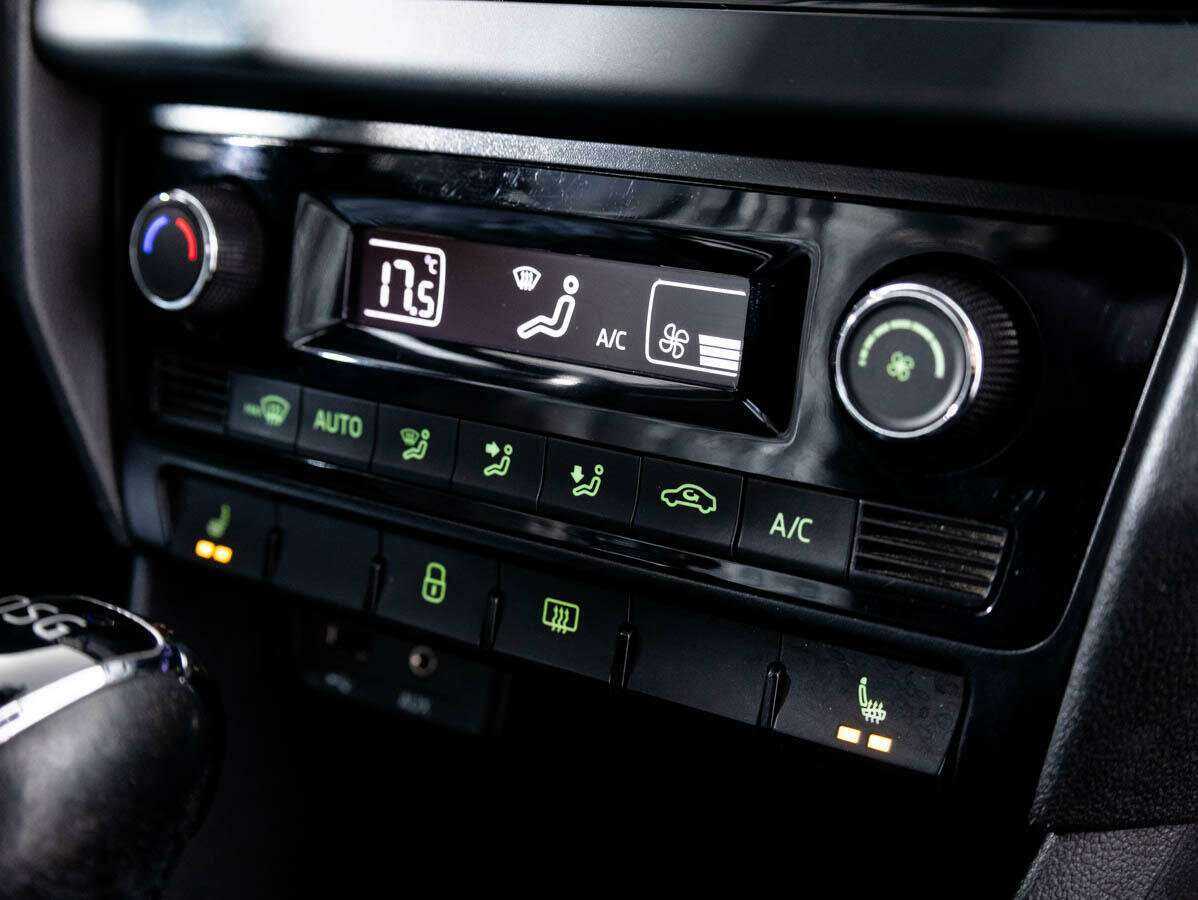 Skoda Rapid б/у, 2017, Роботизированная. Фото: #15