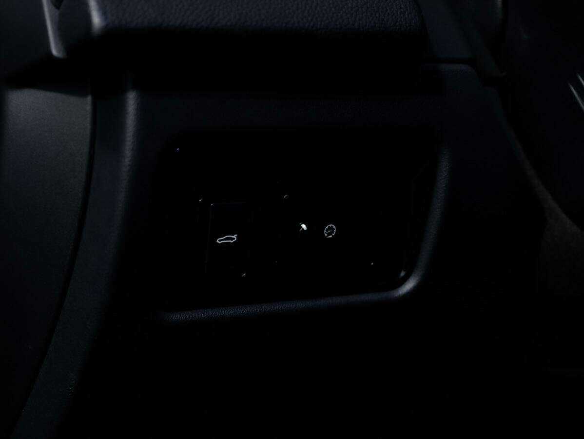 Jaguar XF б/у, 2017, Автоматическая. Фото: #25