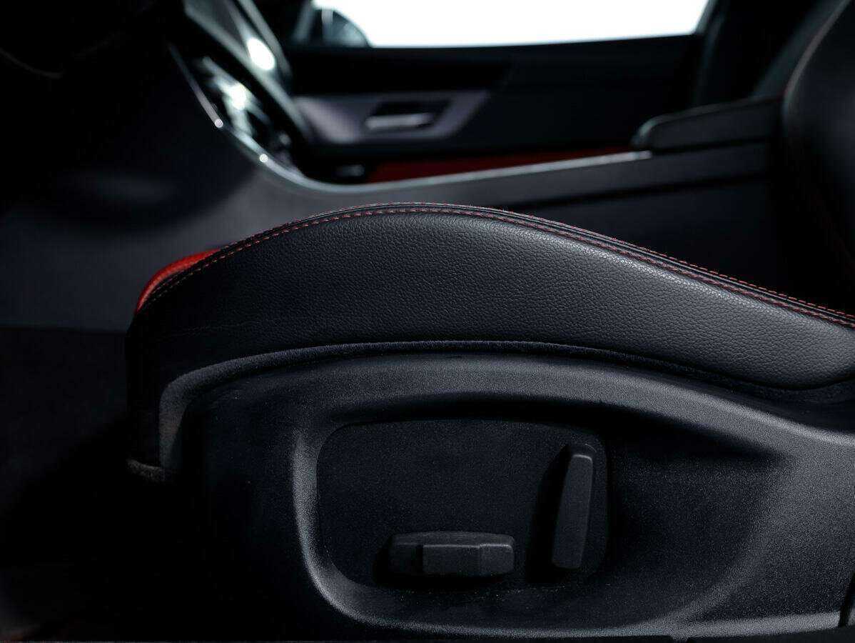 Jaguar XF б/у, 2017, Автоматическая. Фото: #26