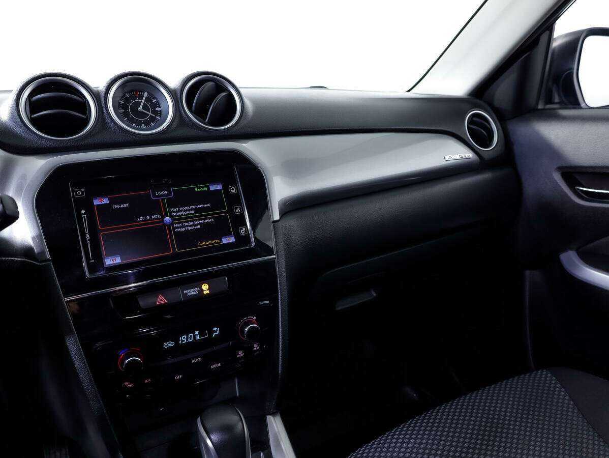 Suzuki Vitara б/у, 2016, Автоматическая. Фото: #12