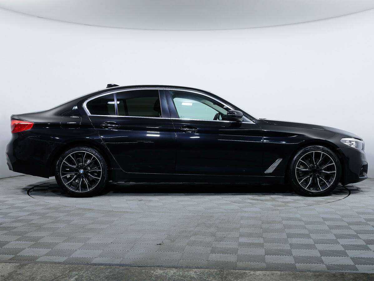 BMW 5 серии б/у, 2018, Автоматическая. Фото: #2