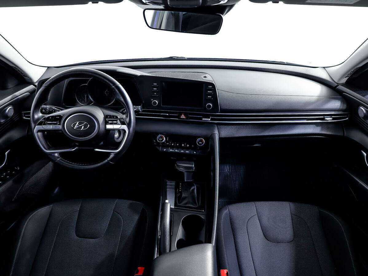 Hyundai Elantra б/у, 2021, Автоматическая. Фото: #10