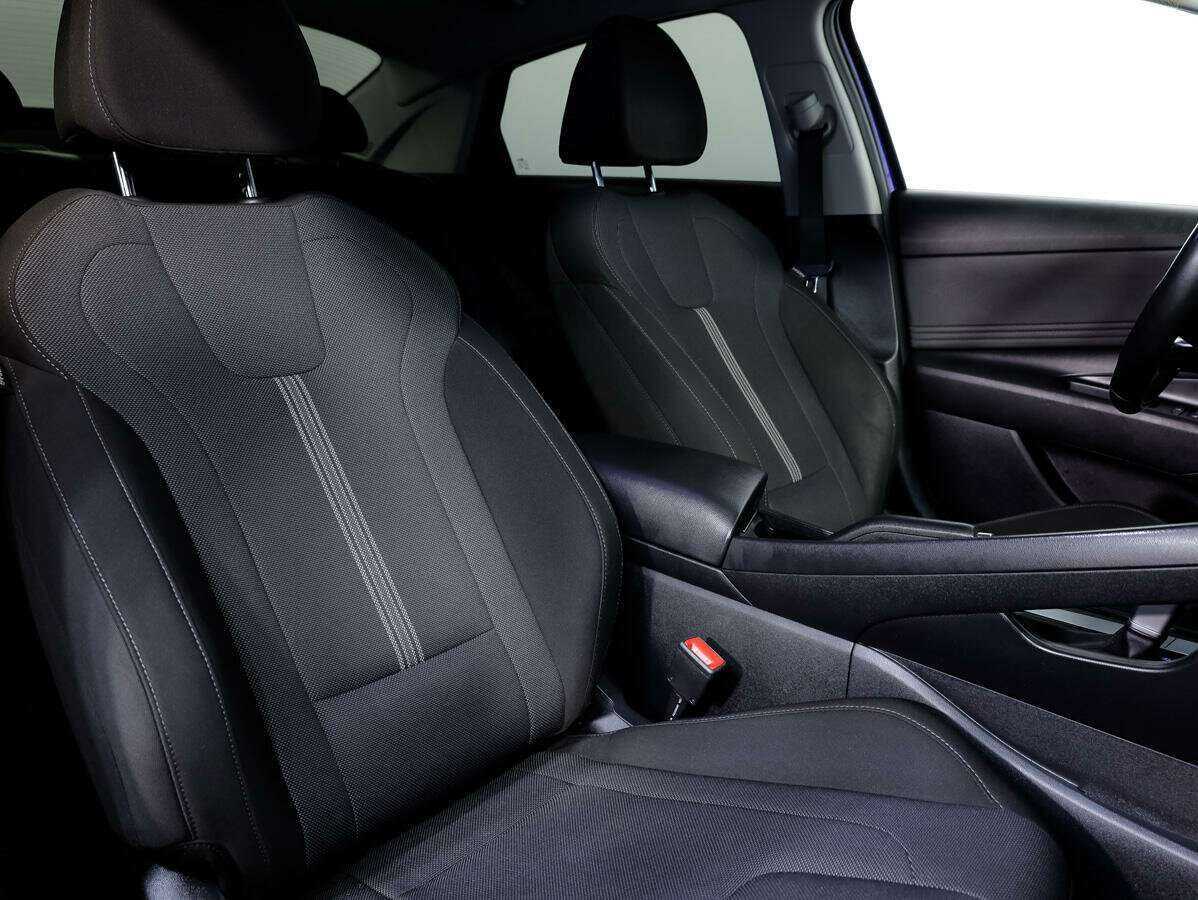 Hyundai Elantra б/у, 2021, Автоматическая. Фото: #13