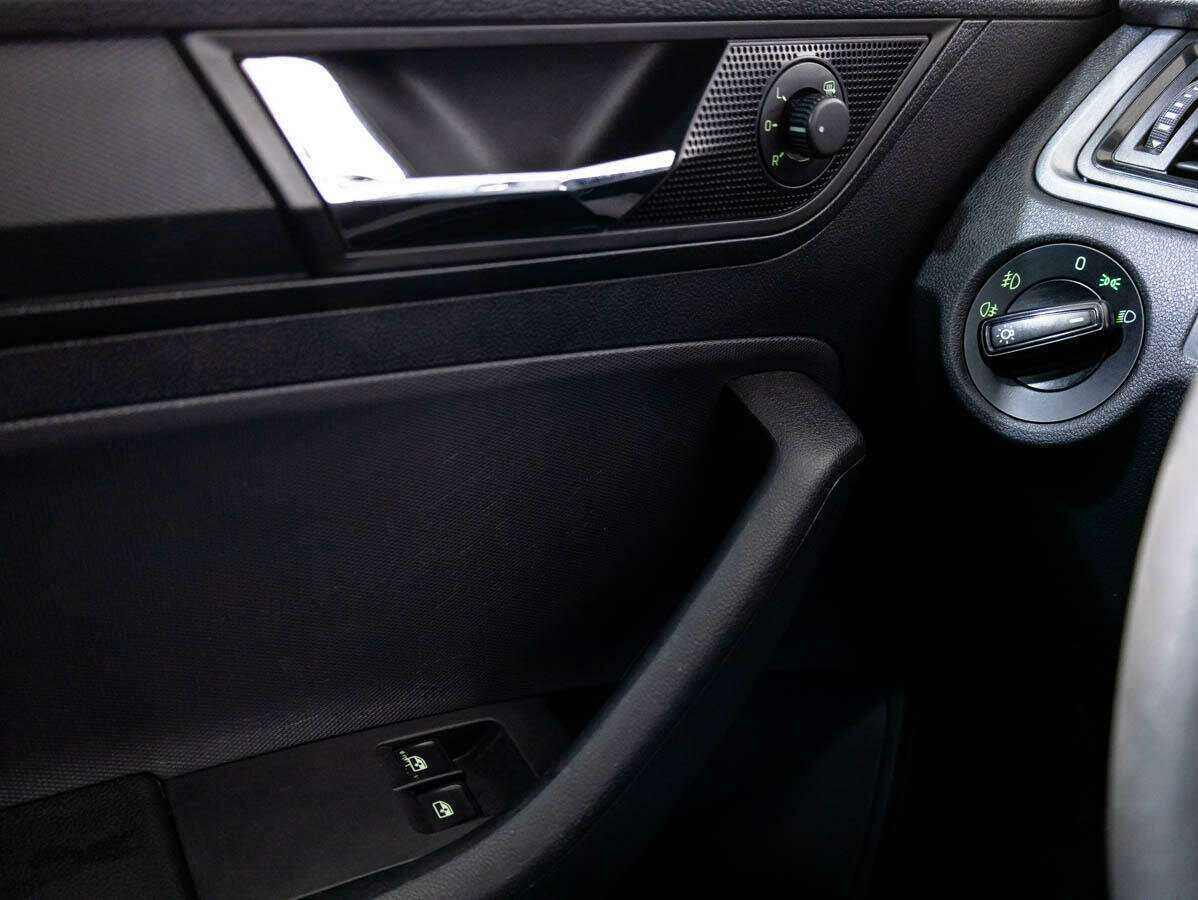 Skoda Rapid б/у, 2017, Механическая. Фото: #13
