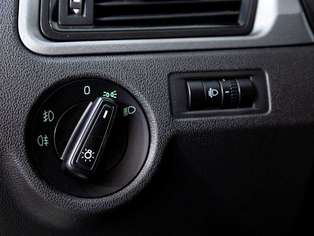 Skoda Rapid б/у, 2017, Механическая. Фото: #14