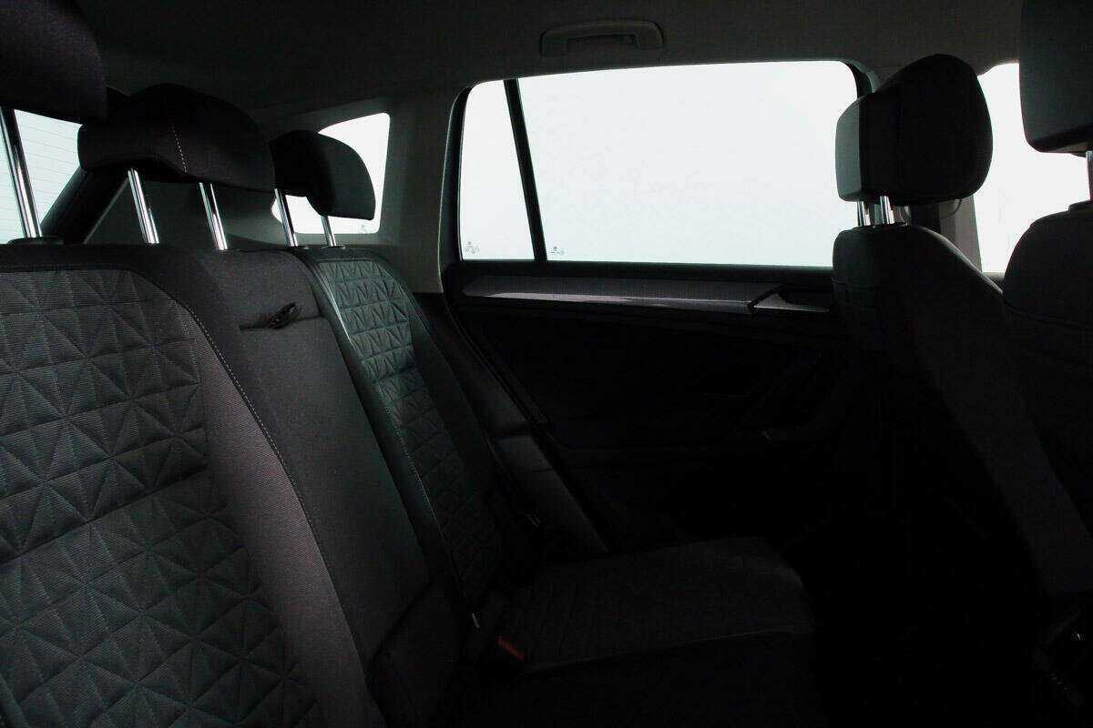 Volkswagen Tiguan б/у, 2021, Роботизированная. Фото: #8