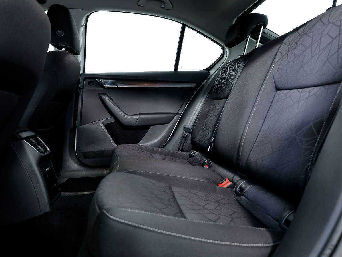 Skoda Octavia б/у, 2018, Механическая. Фото: #14