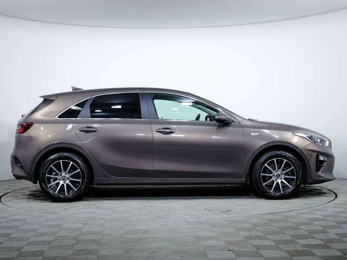 Kia Ceed б/у, 2018, Автоматическая. Фото: #2