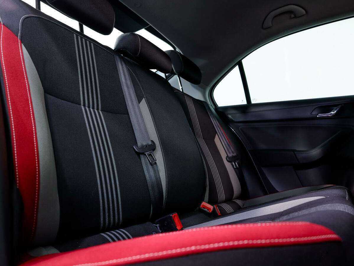 Шкода Рапид б/у, 2015, Роботизированная. Фото: #12