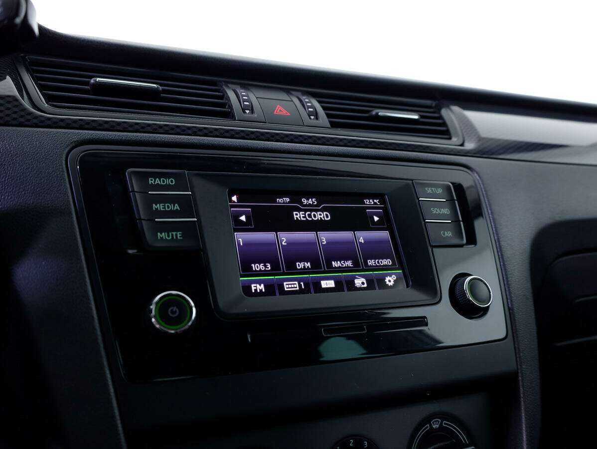 Шкода Рапид б/у, 2015, Роботизированная. Фото: #13