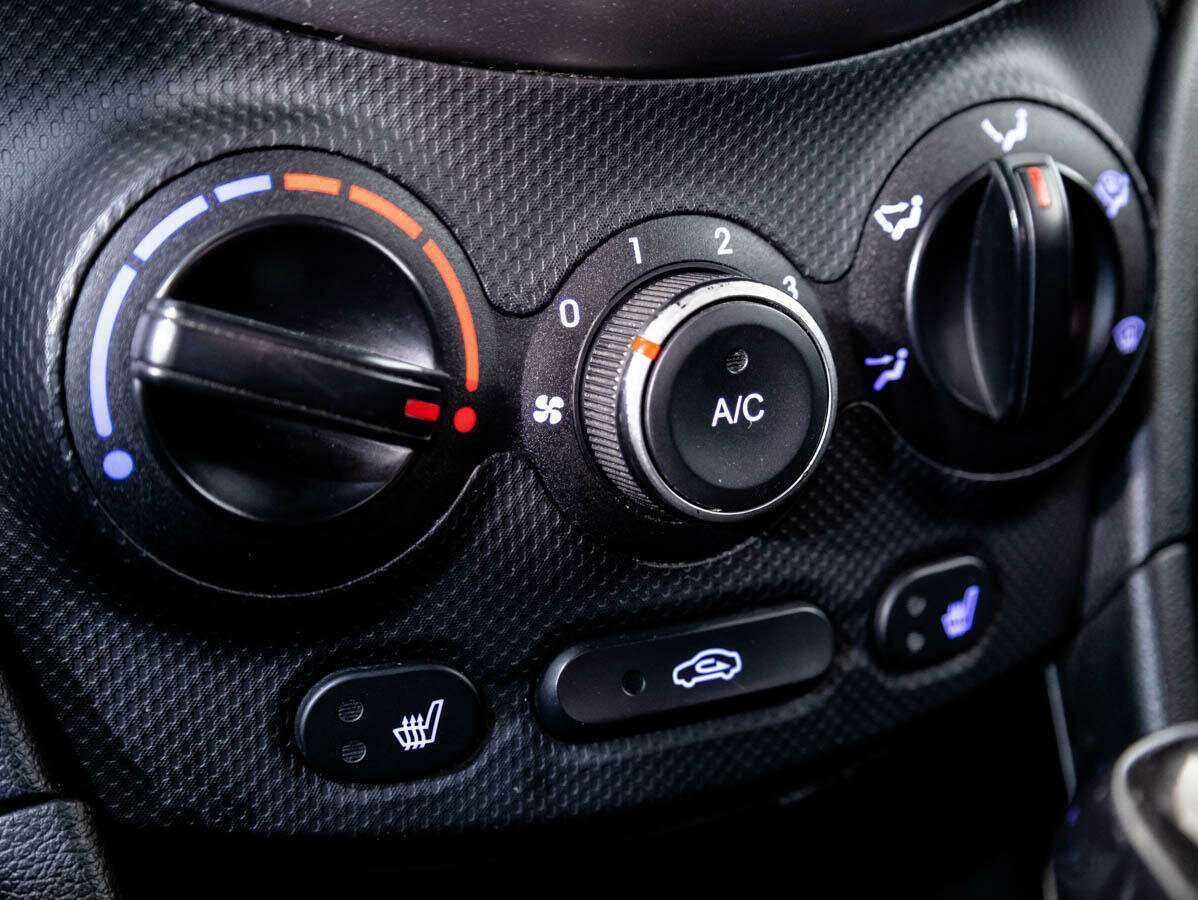 Hyundai Solaris б/у, 2014, Автоматическая. Фото: #15