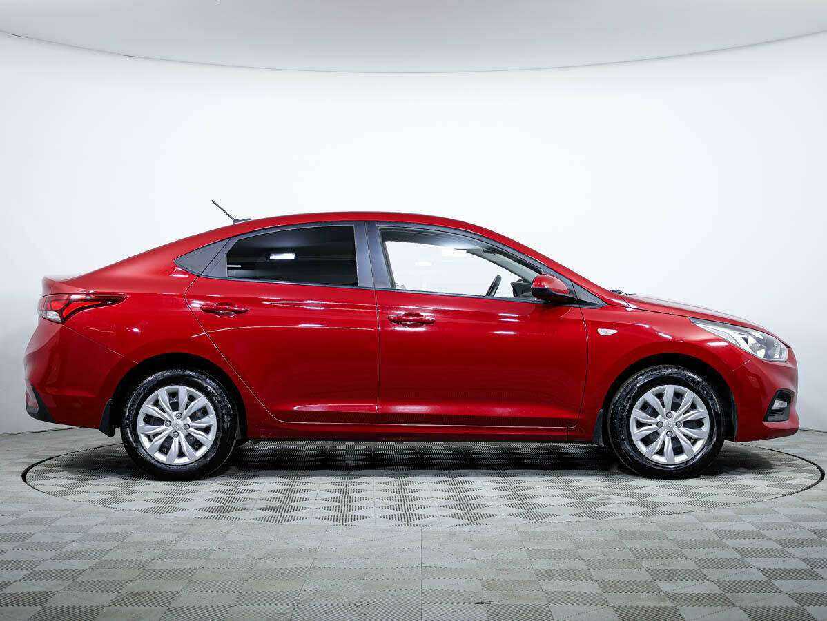 Hyundai Solaris б/у, 2017, Автоматическая. Фото: #2