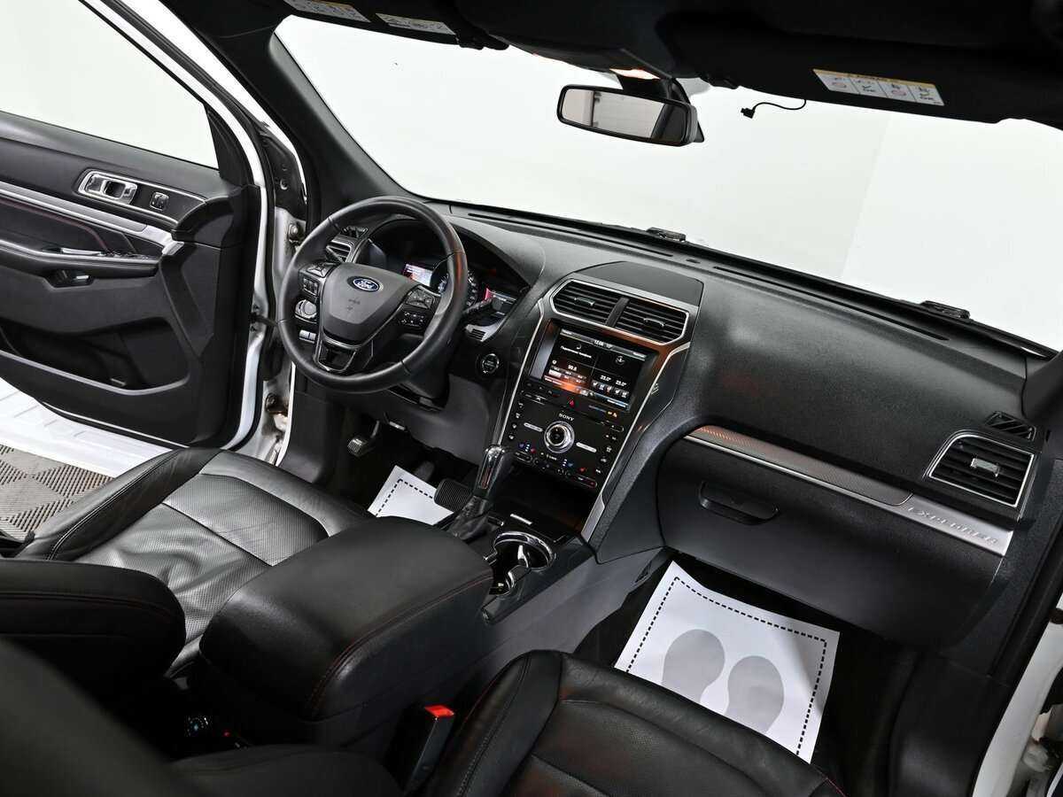 Ford Explorer б/у, 2015, Автоматическая. Фото: #7