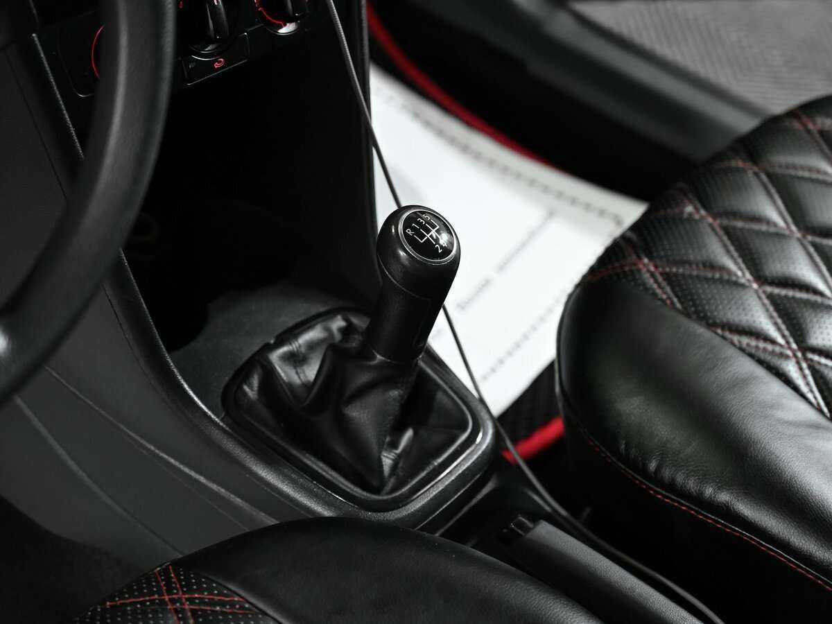 Volkswagen Polo б/у, 2012, Механическая. Фото: #8