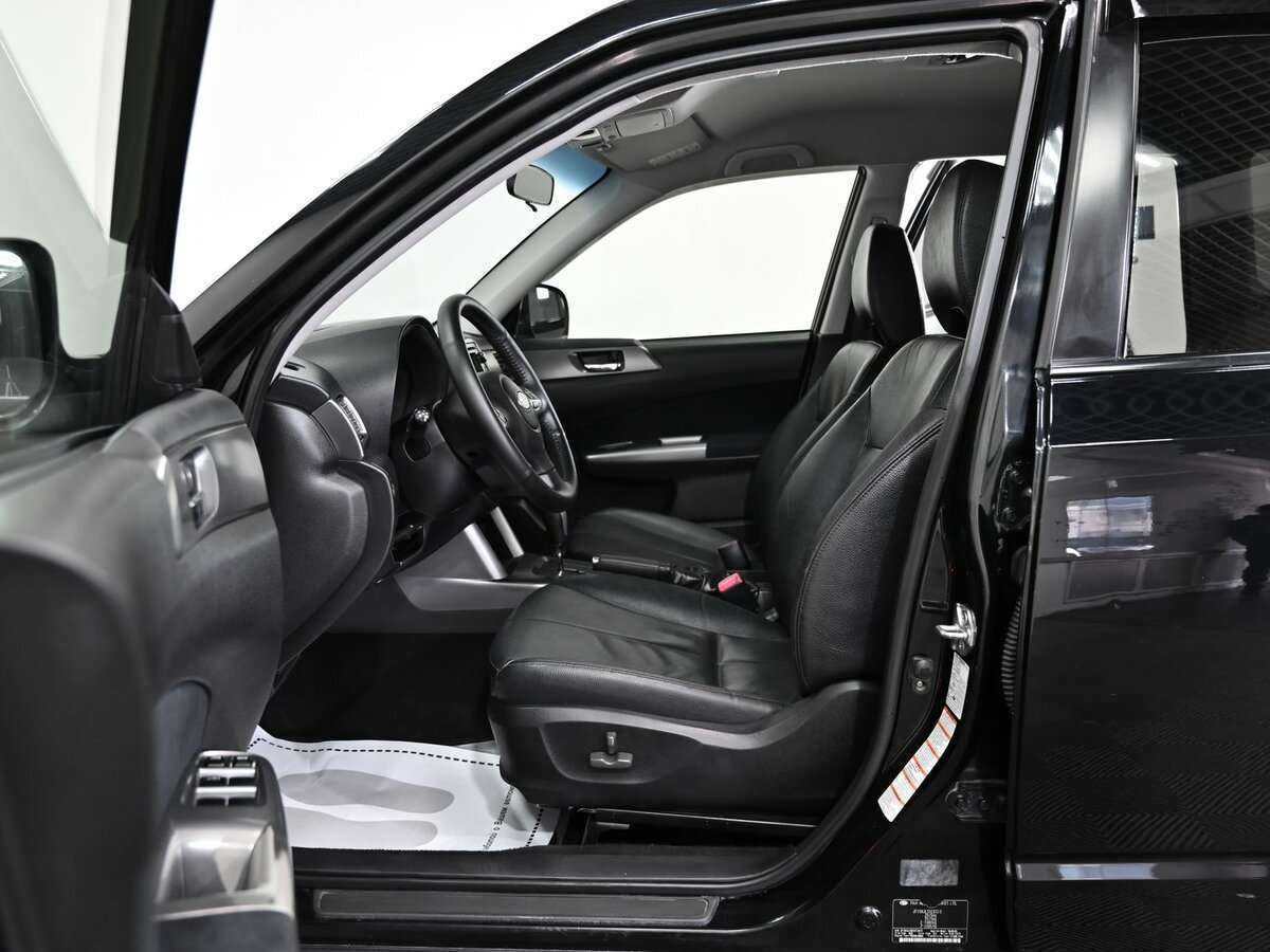 Subaru Forester б/у, 2012, Автоматическая. Фото: #6
