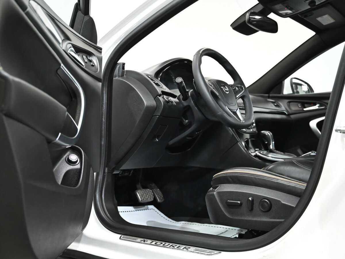 Opel Insignia б/у, 2014, Автоматическая. Фото: #4