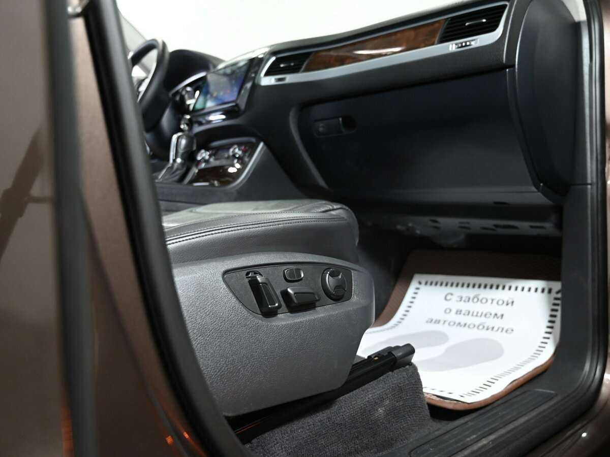 Фольксваген Туарег б/у, 2013, Автоматическая. Фото: #13