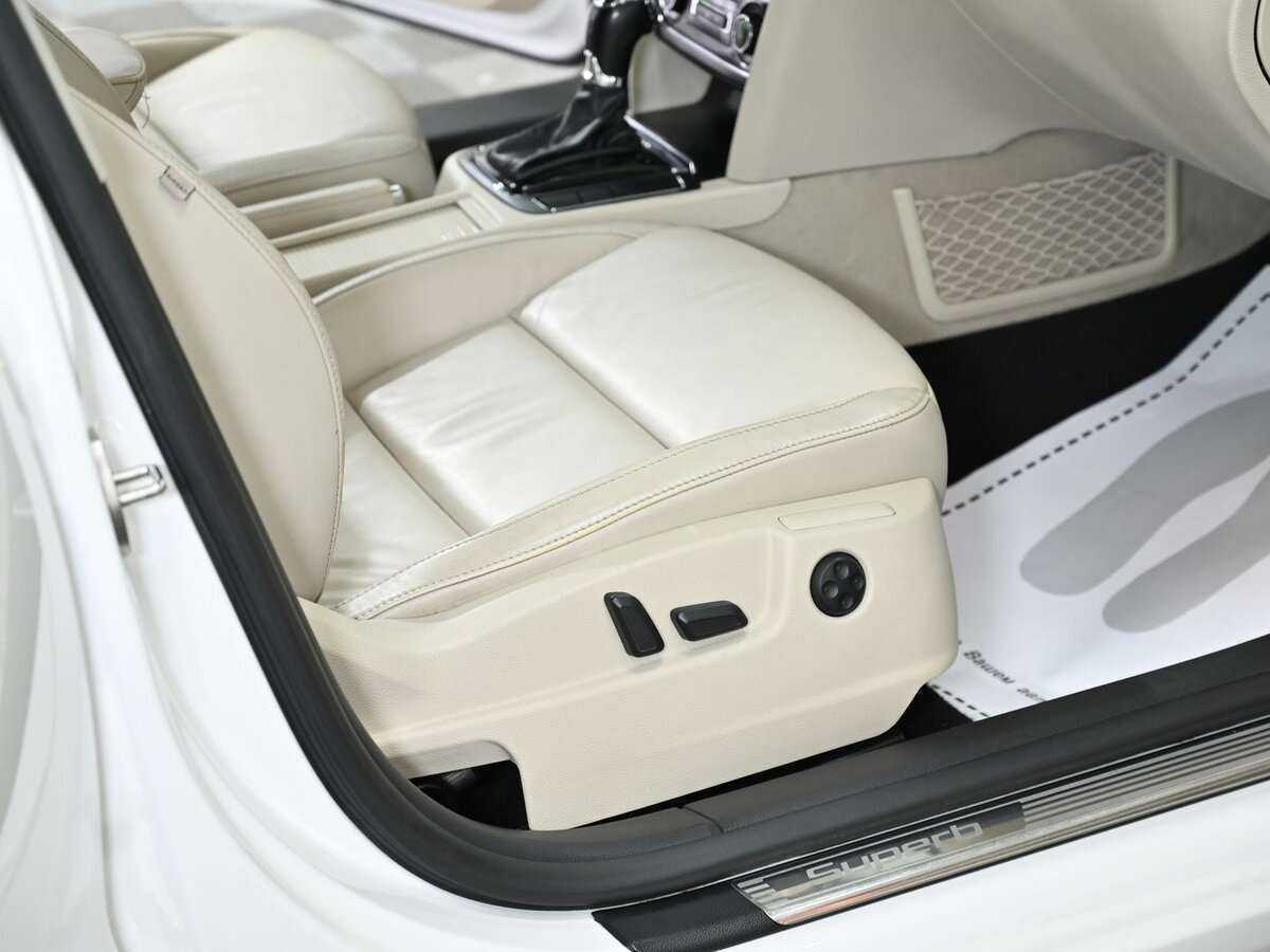 Шкода Суперб б/у, 2013, Роботизированная. Фото: #14