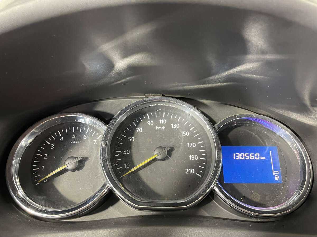 Renault Logan б/у, 2015, Автоматическая. Фото: #11