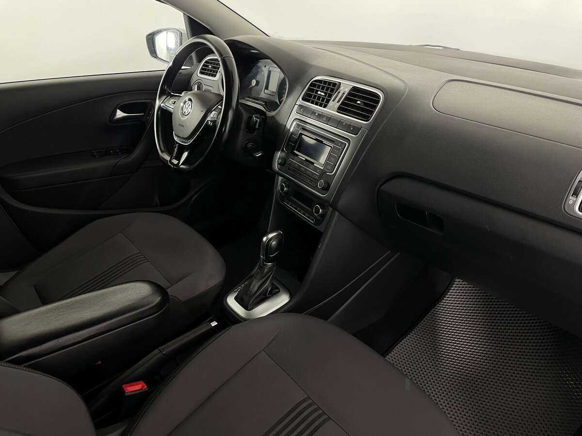 Volkswagen Polo б/у, 2016, Автоматическая. Фото: #10