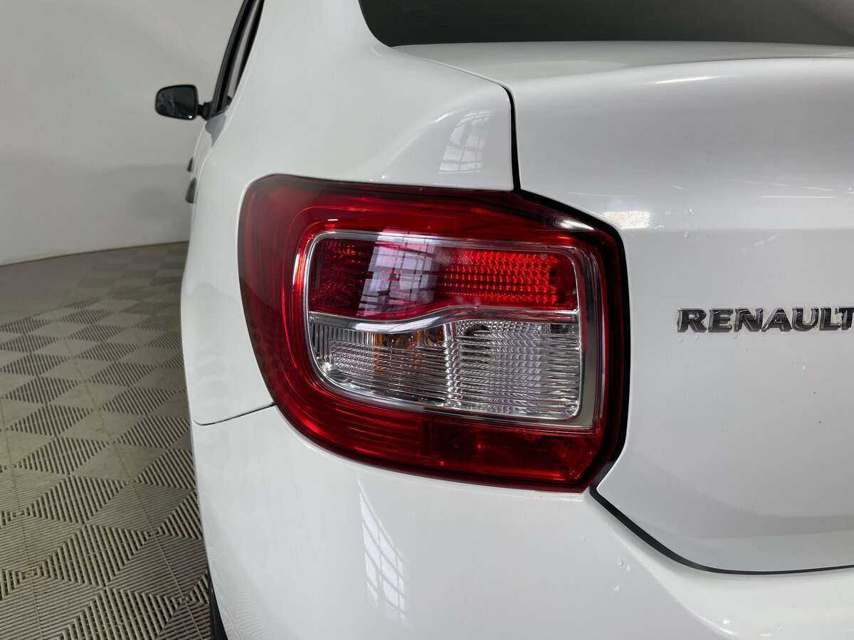 Renault Logan б/у, 2014, Механическая. Фото: #7