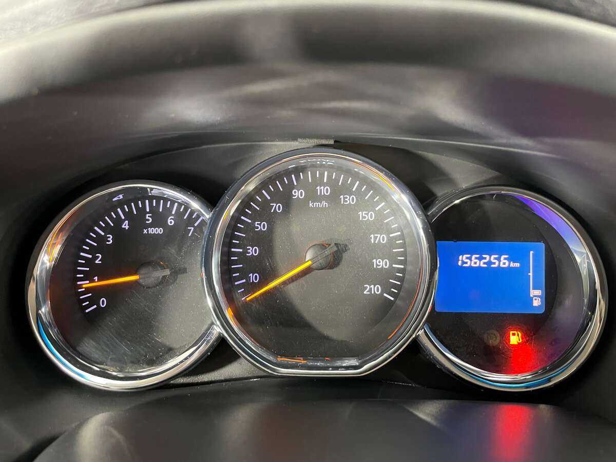 Renault Logan б/у, 2014, Механическая. Фото: #16