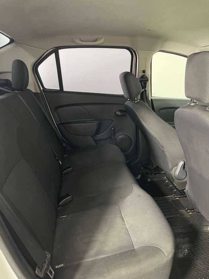 Renault Logan б/у, 2014, Механическая. Фото: #21