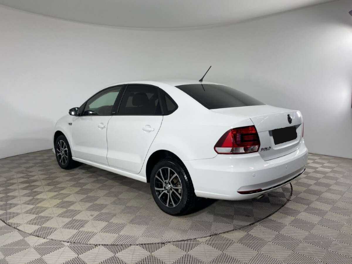 Volkswagen Polo б/у, 2016, Автоматическая. Фото: #5