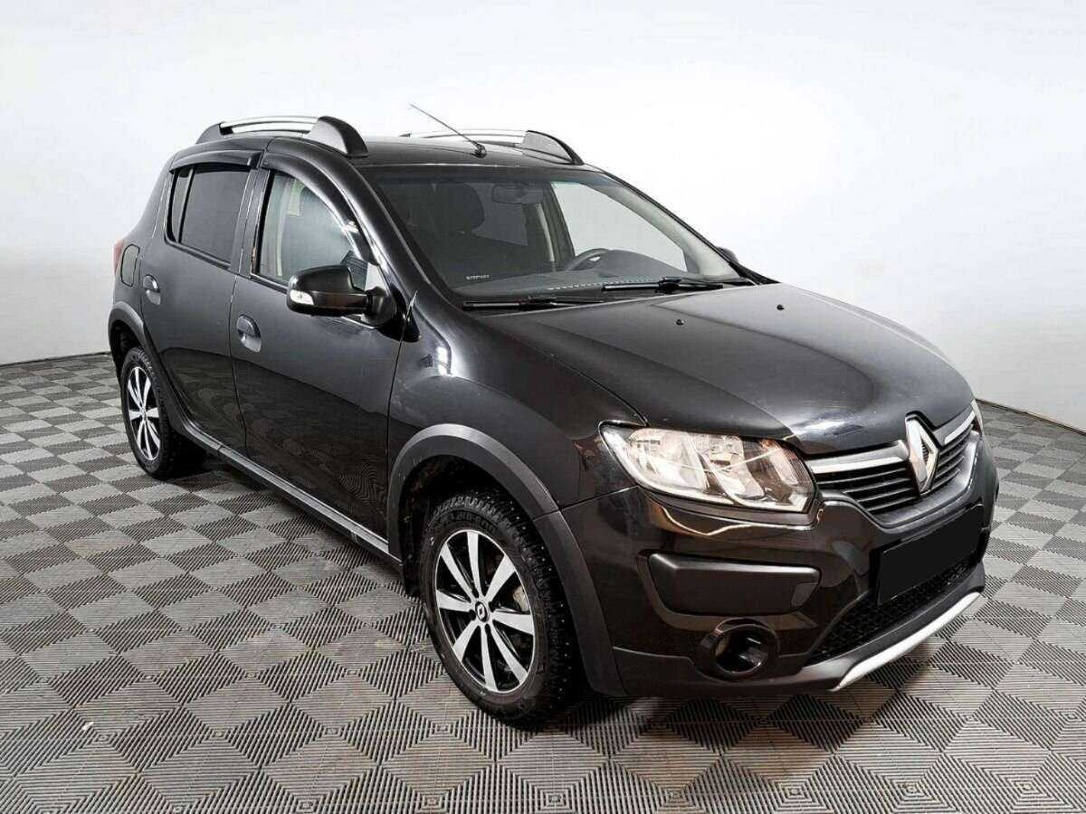 Renault Sandero б/у, 2016, Автоматическая. Фото: #1