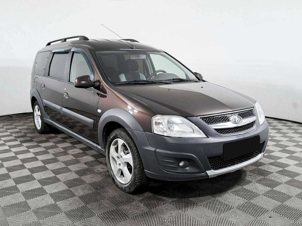 Лада (ВАЗ) Ларгус б/у, 2018, Механическая. Фото: #2