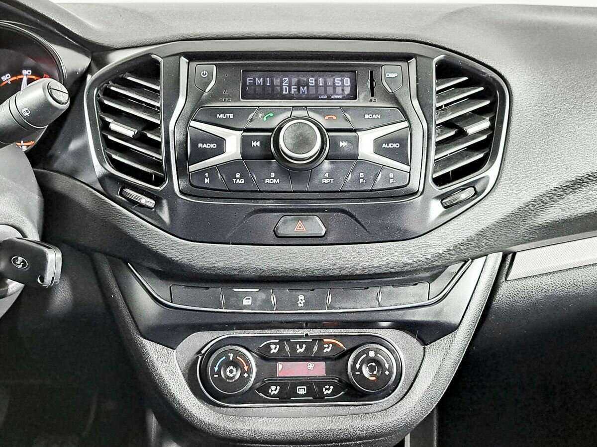 Лада (ВАЗ) Веста б/у, 2018, Механическая. Фото: #12