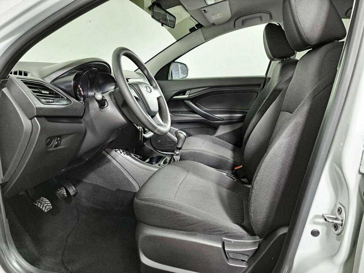 Лада (ВАЗ) Веста б/у, 2019, Механическая. Фото: #11