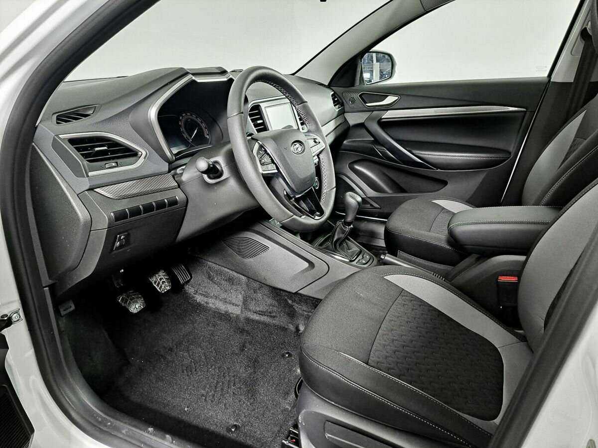 Лада (ВАЗ) Веста б/у, 2023, Механическая. Фото: #11