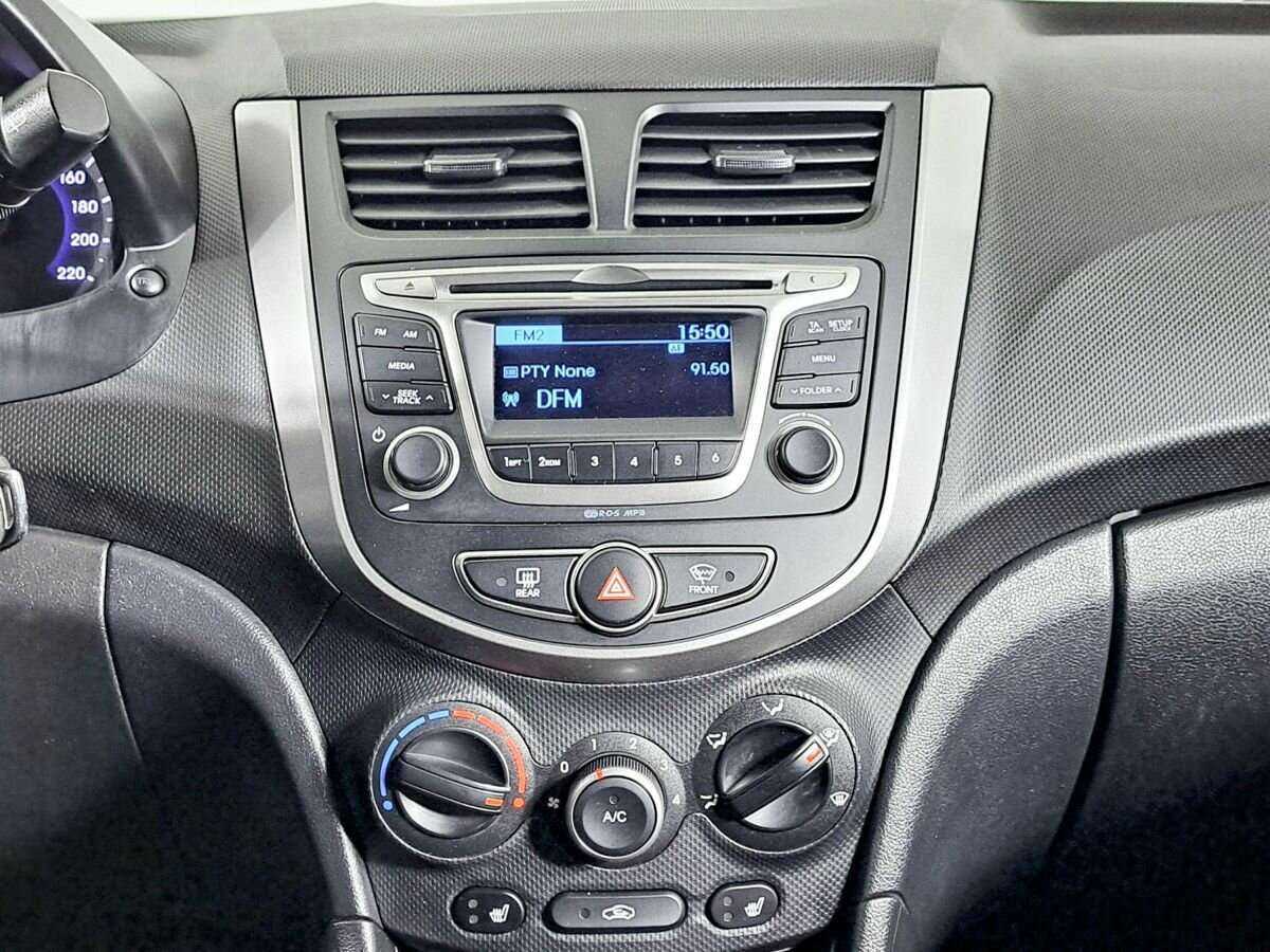 Hyundai Solaris б/у, 2016, Механическая. Фото: #14