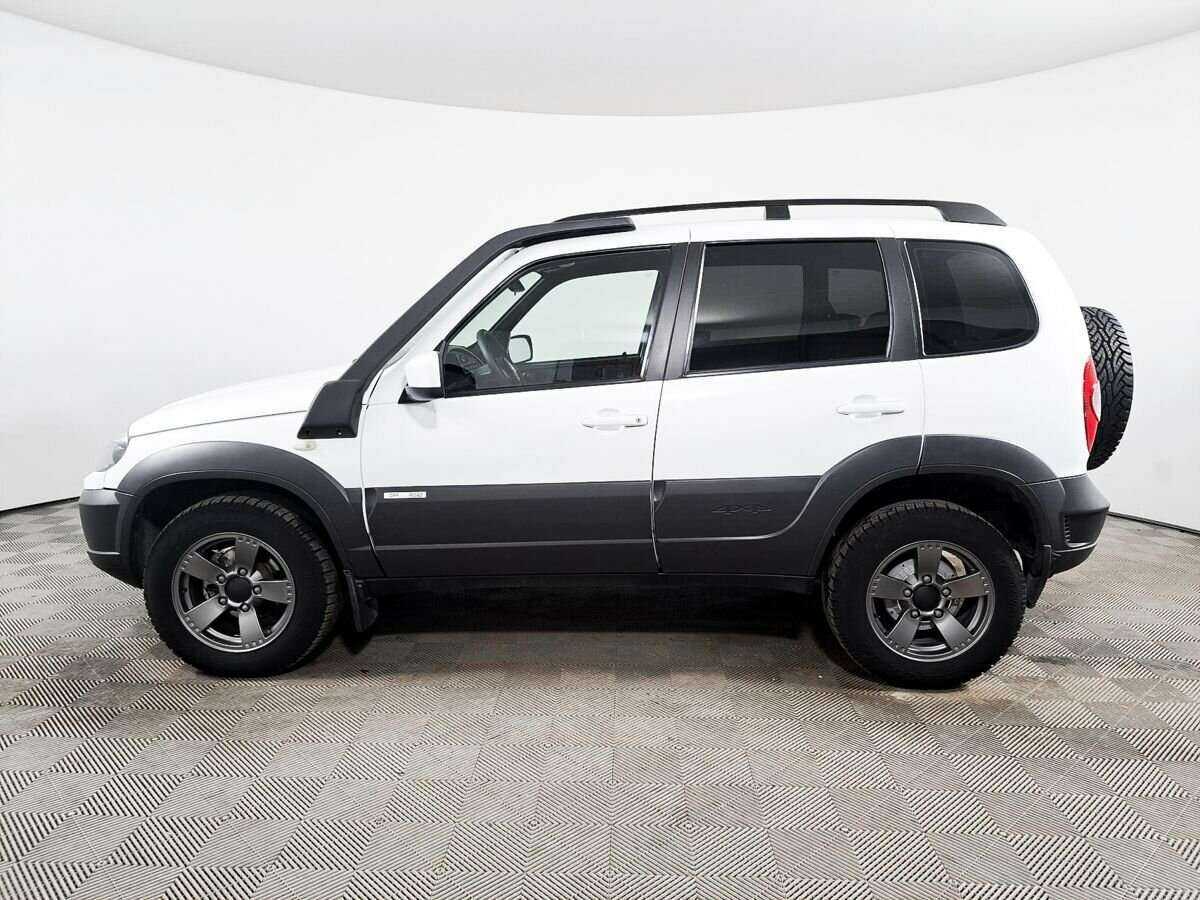 Chevrolet Niva б/у, 2017, Механическая. Фото: #6