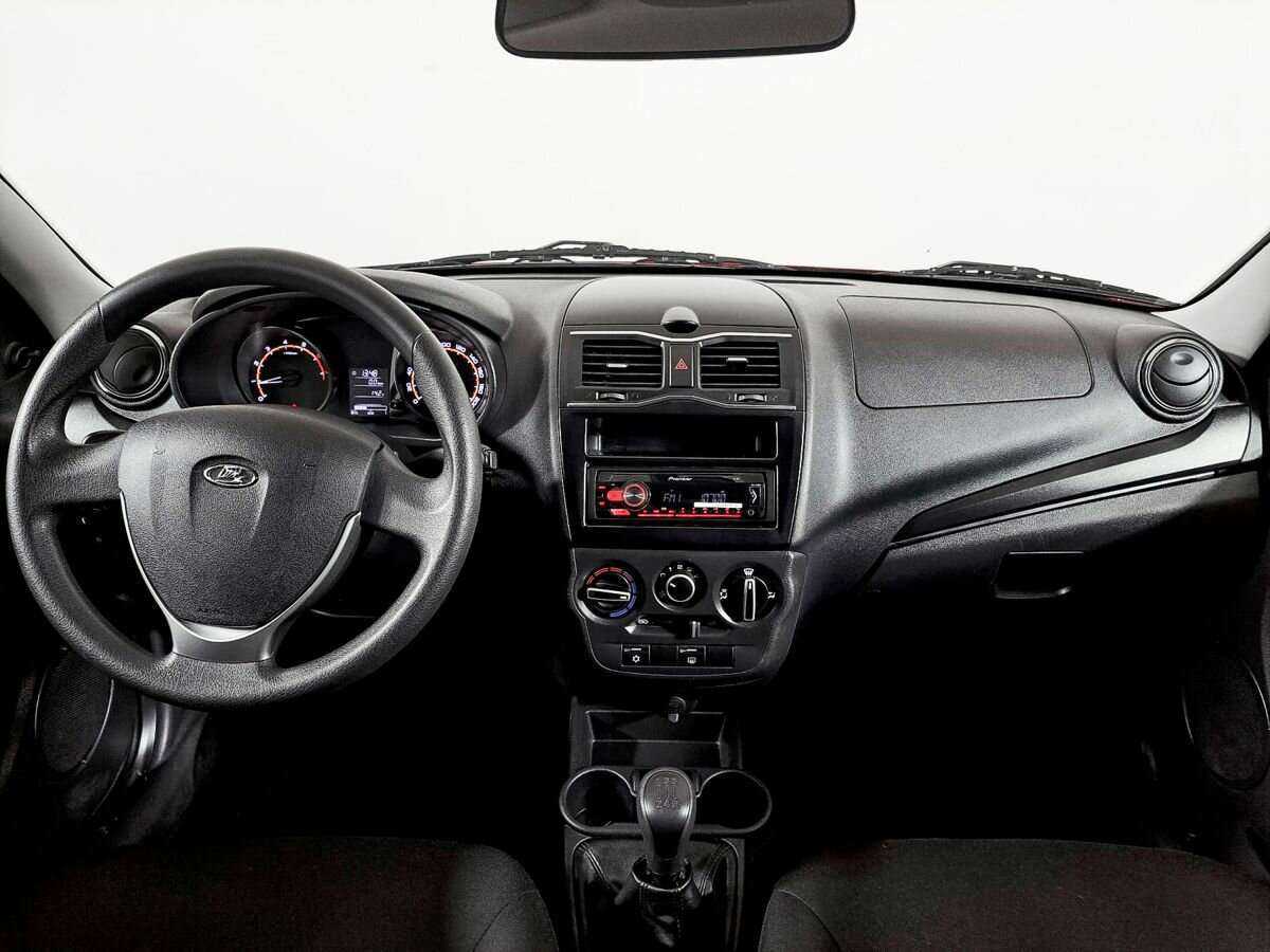 Lada (ВАЗ) Granta б/у, 2019, Механическая. Фото: #11