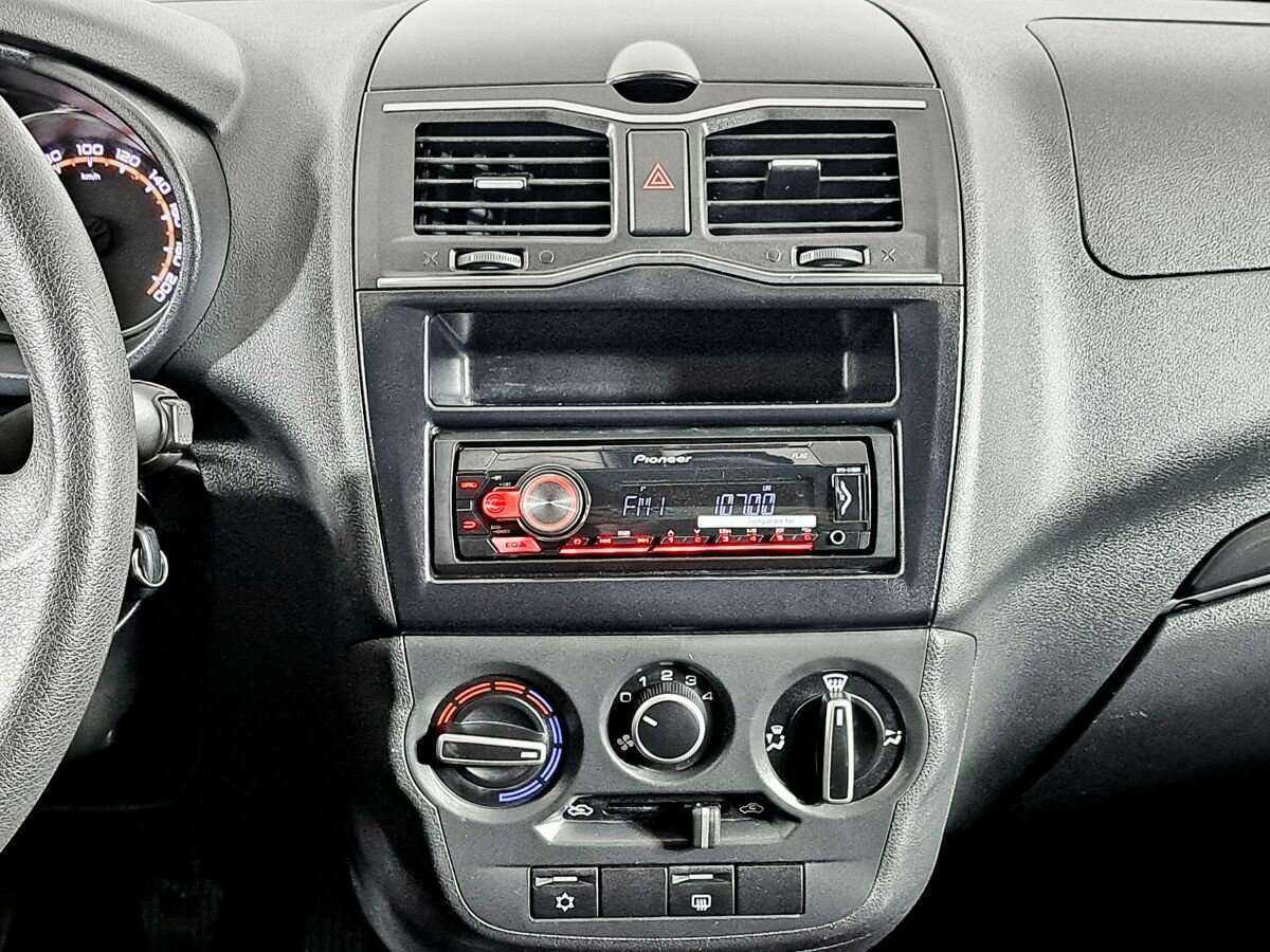 Lada (ВАЗ) Granta б/у, 2019, Механическая. Фото: #12