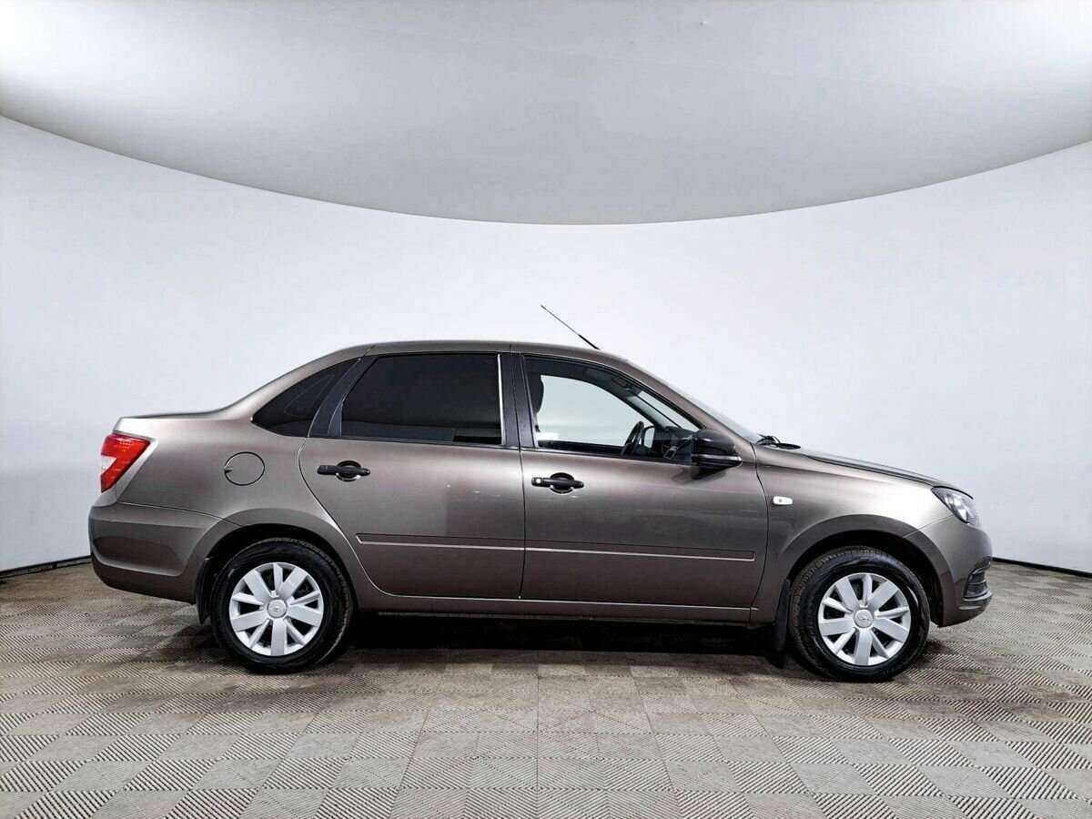 Lada (ВАЗ) Granta б/у, 2021, Механическая. Фото: #3