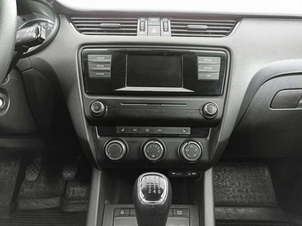 Шкода Октавия б/у, 2016, Механическая. Фото: #12