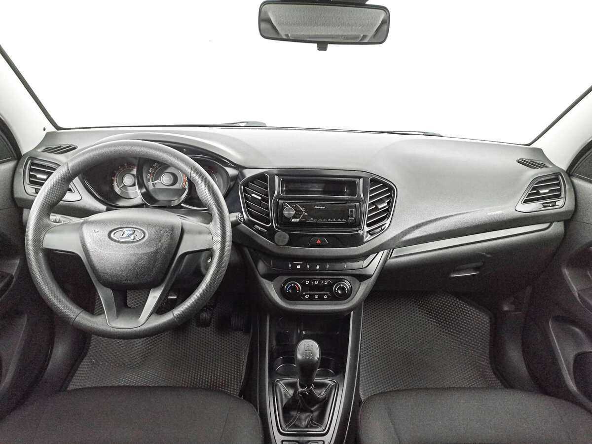 Lada (ВАЗ) Vesta б/у, 2018, Механическая. Фото: #11