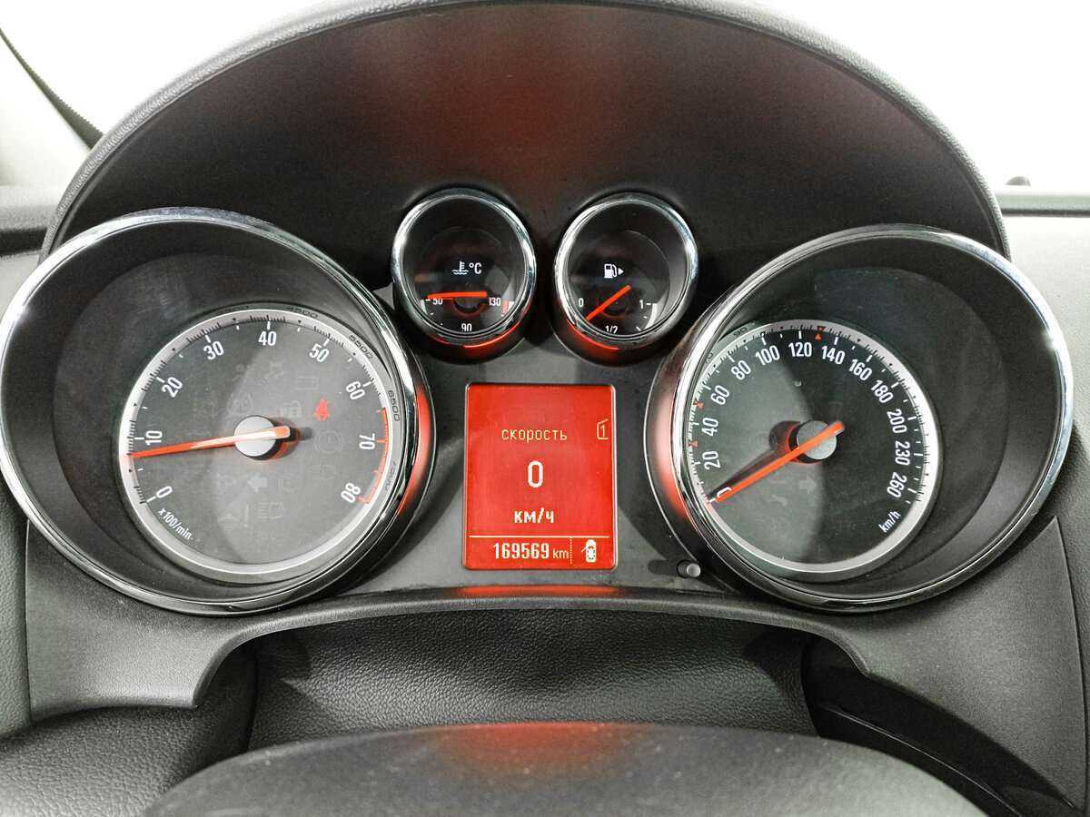 Опель Астра б/у, 2014, Механическая. Фото: #8