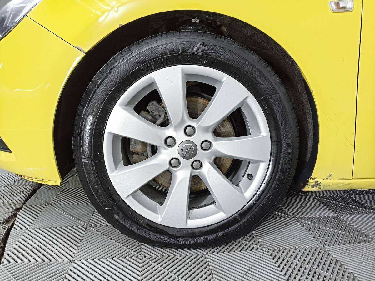 Опель Астра б/у, 2014, Механическая. Фото: #13