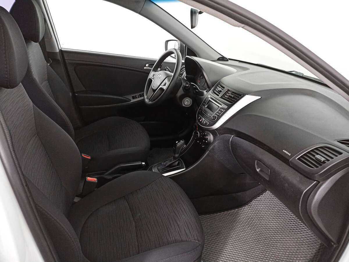 Хендай Солярис б/у, 2015, Автоматическая. Фото: #8