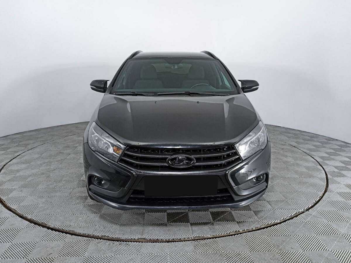 Lada (ВАЗ) Vesta б/у, 2020, Механическая. Фото: #1