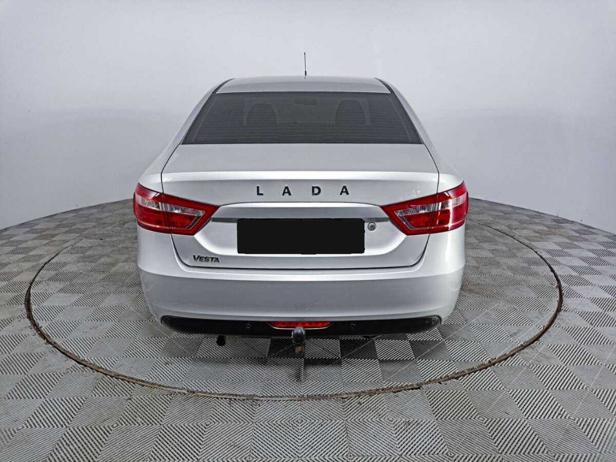 Лада (ВАЗ) Веста б/у, 2017, Механическая. Фото: #5